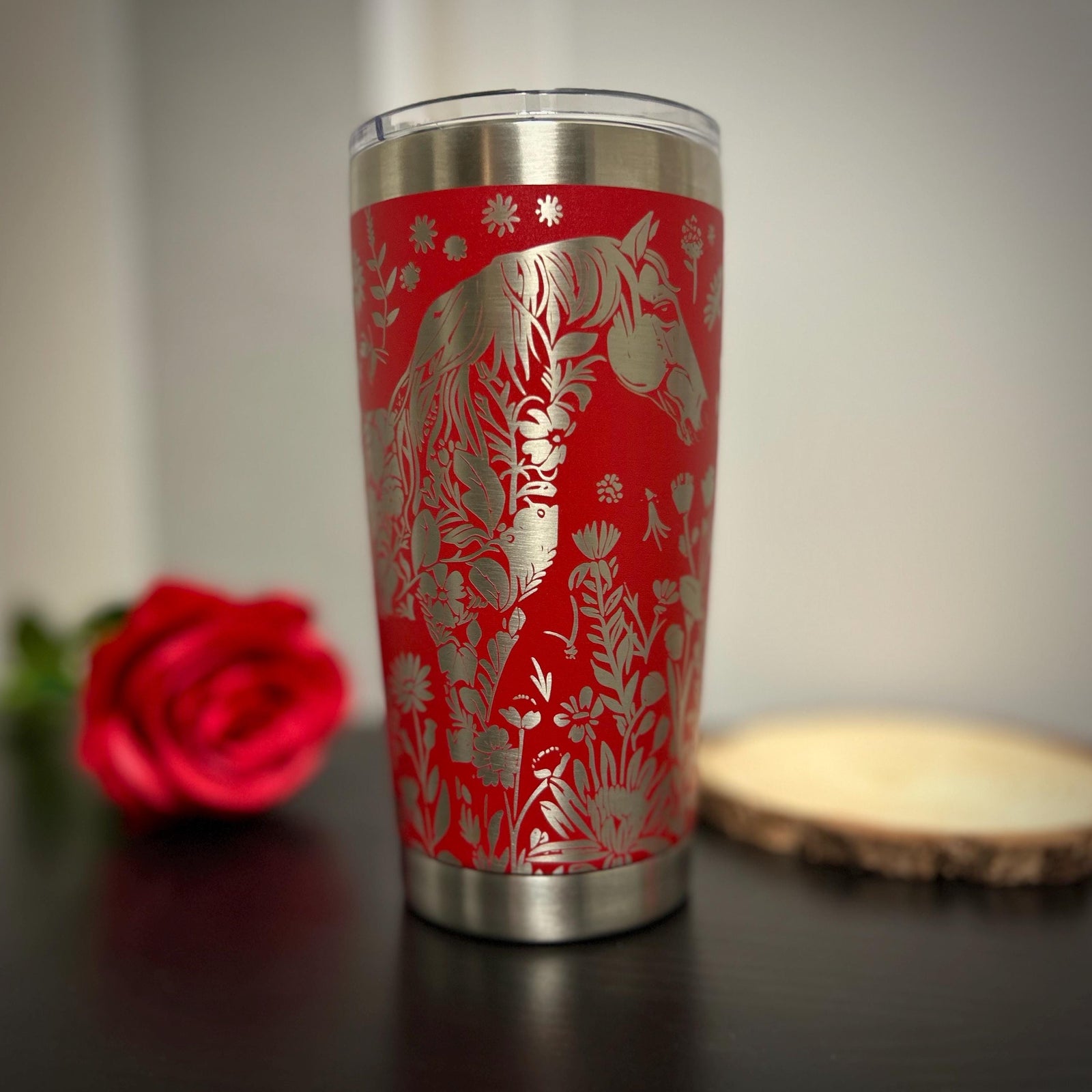 20oz - Horse and Flowers Engraved Tumbler