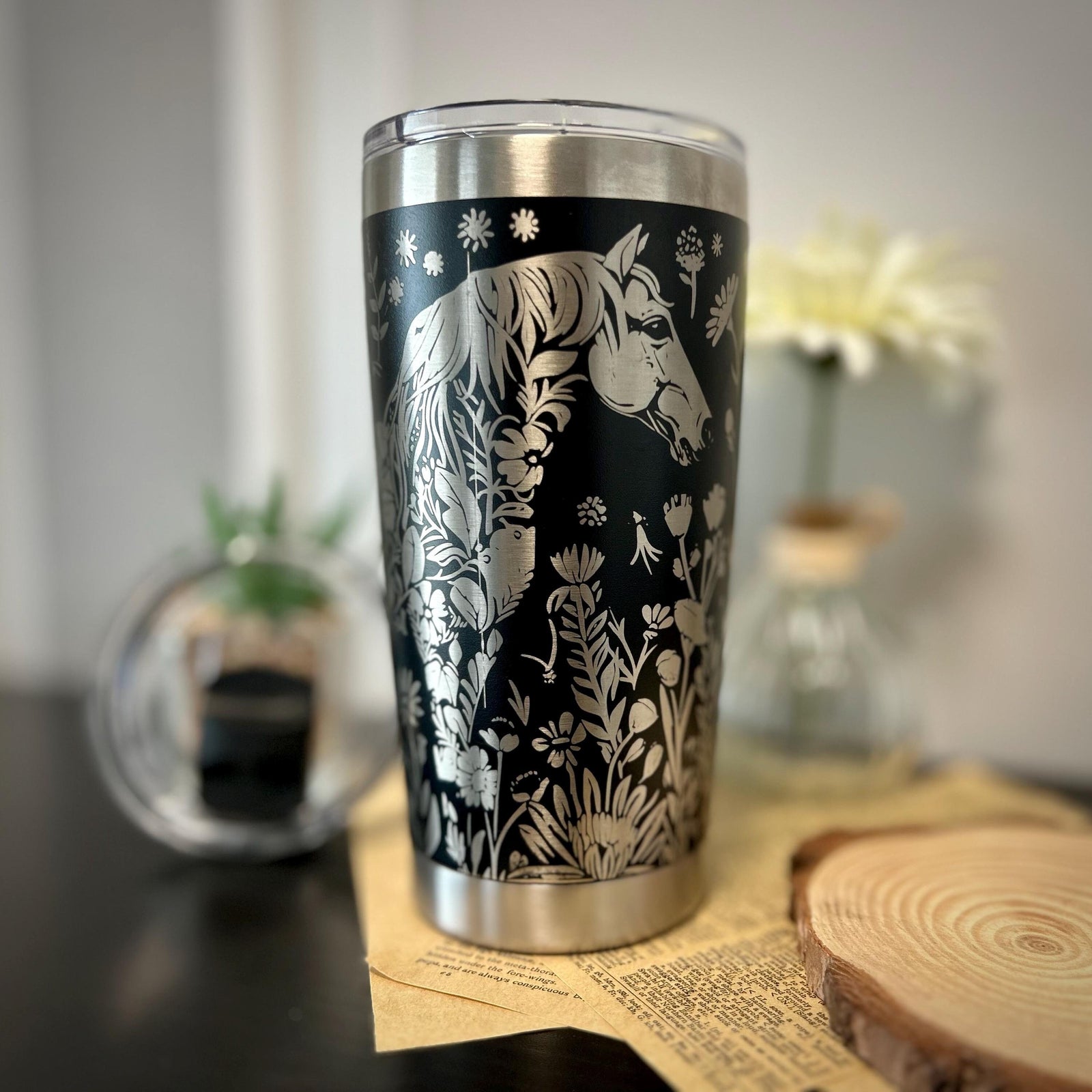 20oz - Horse and Flowers Engraved Tumbler