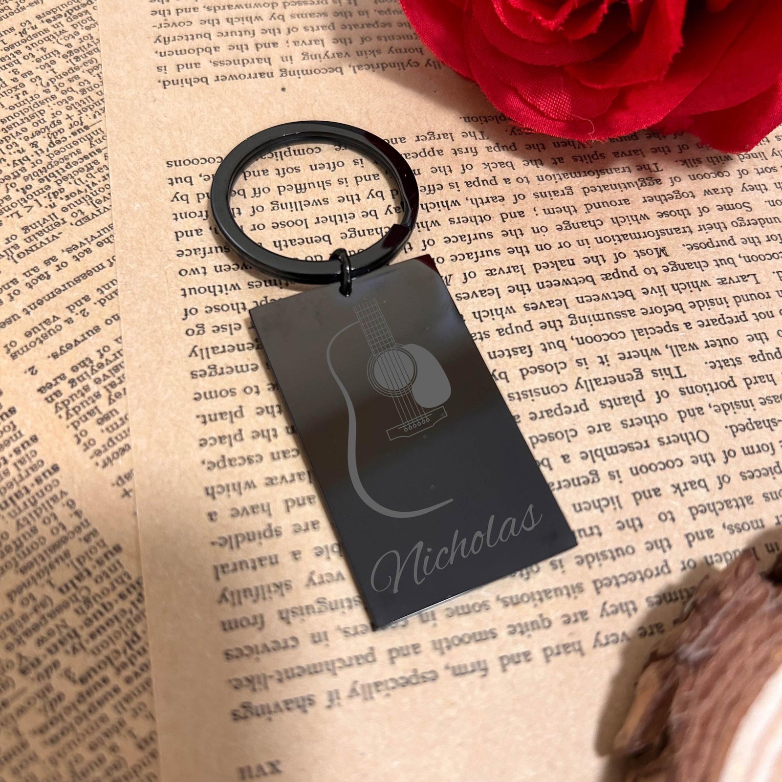 Acoustic Guitar Keychain Stainless Steel