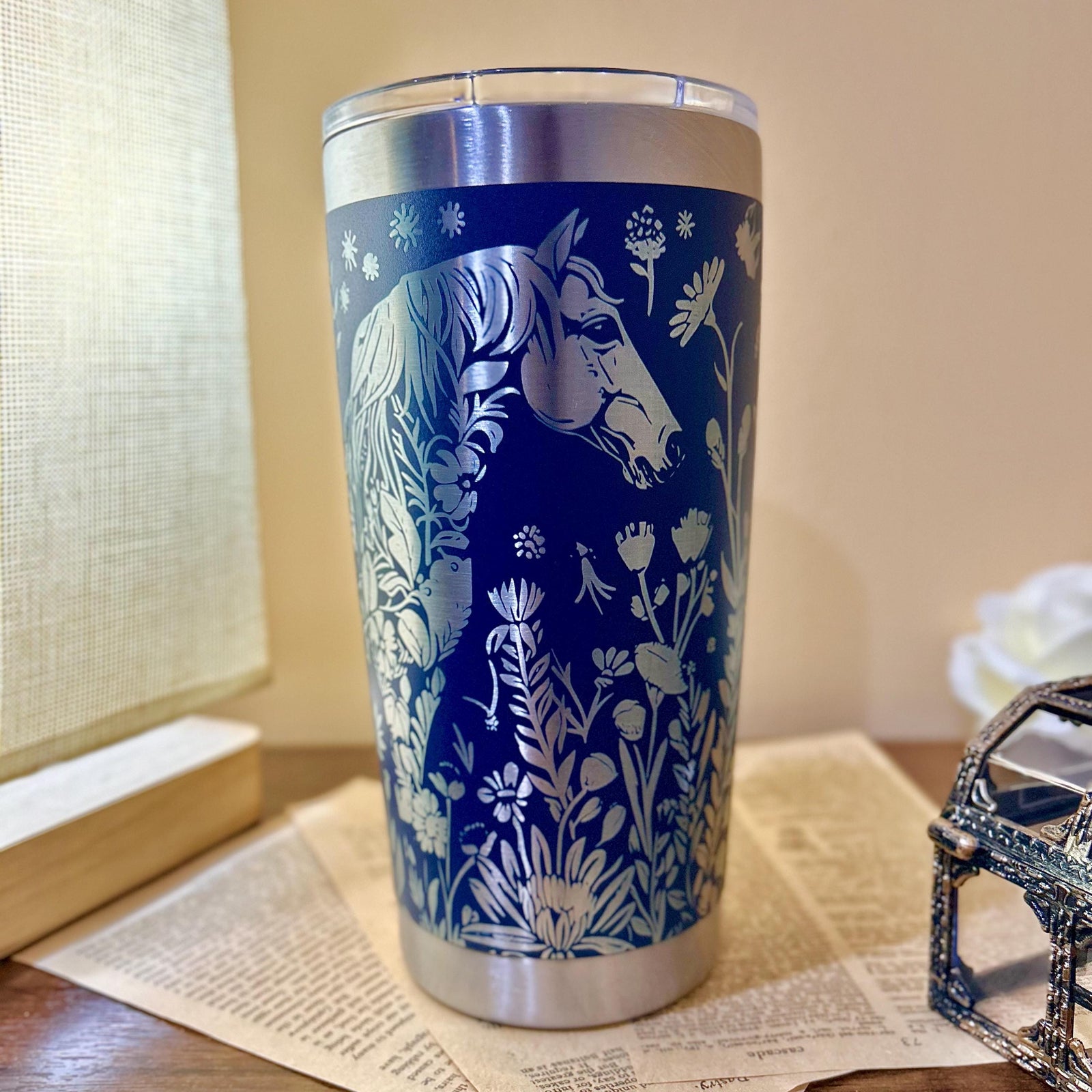 20oz - Horse and Flowers Engraved Tumbler